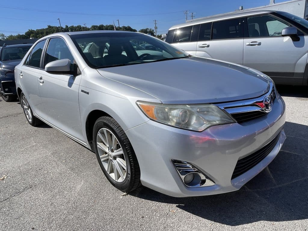 2012 Toyota Camry Hybrid XLE — photo 1 of 13