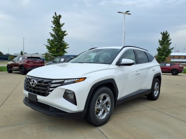 2024 Hyundai Tucson SEL — photo 1 of 22