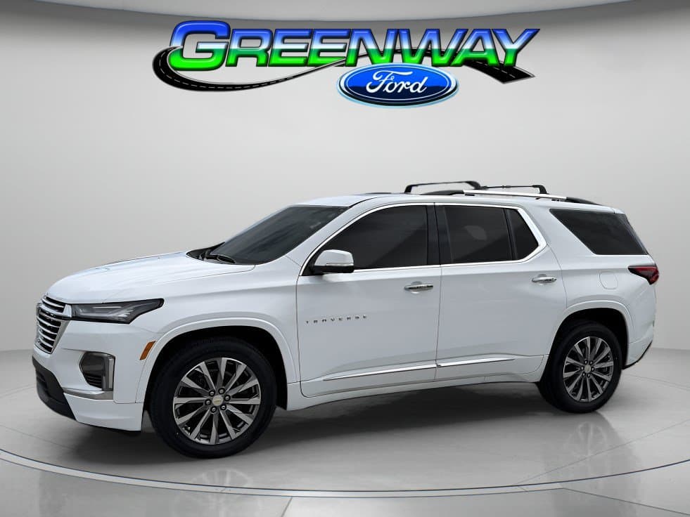 2023 Chevrolet Traverse Premier — photo 1 of 53