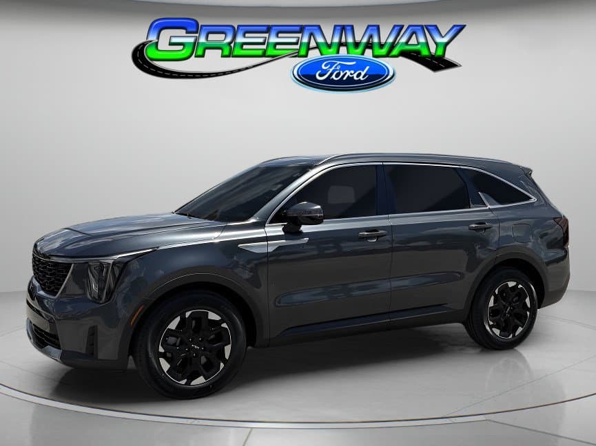 2025 Kia Sorento S — photo 1 of 51