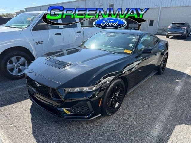 2025 Ford Mustang GT — photo 1 of 26