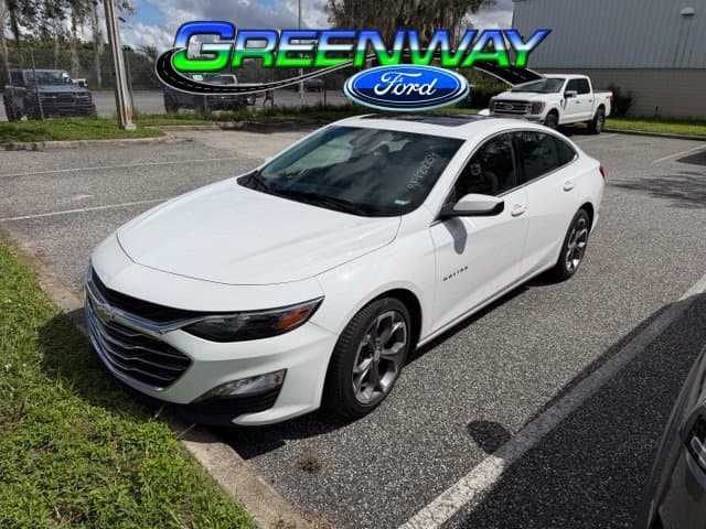 2024 Chevrolet Malibu LT — photo 1 of 26