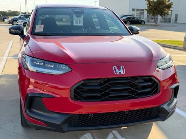 2024 Honda HR-V Sport — photo 1 of 8
