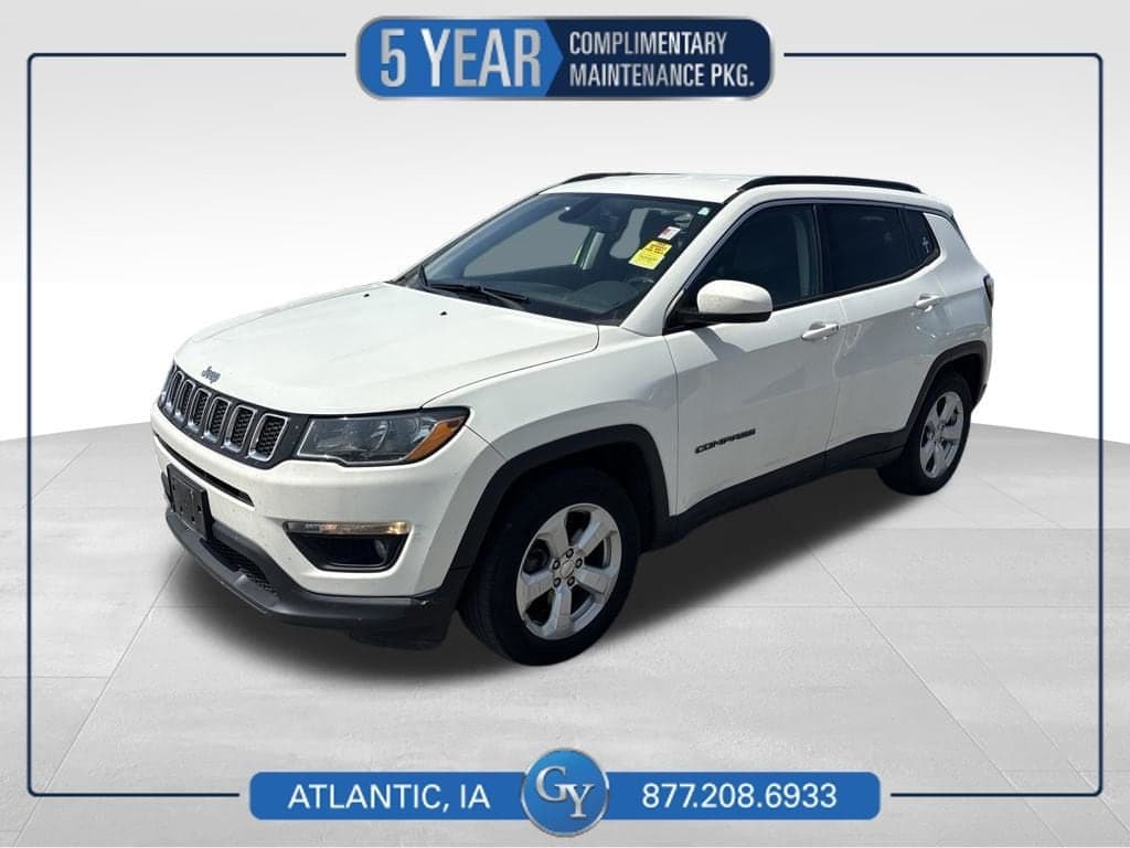 2019 Jeep Compass Latitude FWD — photo 1 of 15