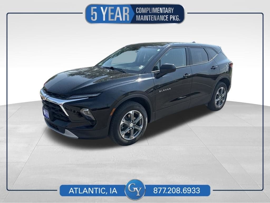 2023 Chevrolet Blazer LT w/2LT — photo 1 of 16