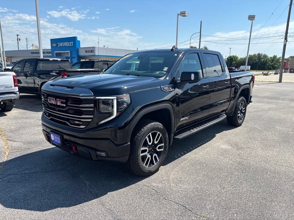 2024 GMC Sierra 1500 AT4 — photo 1 of 49