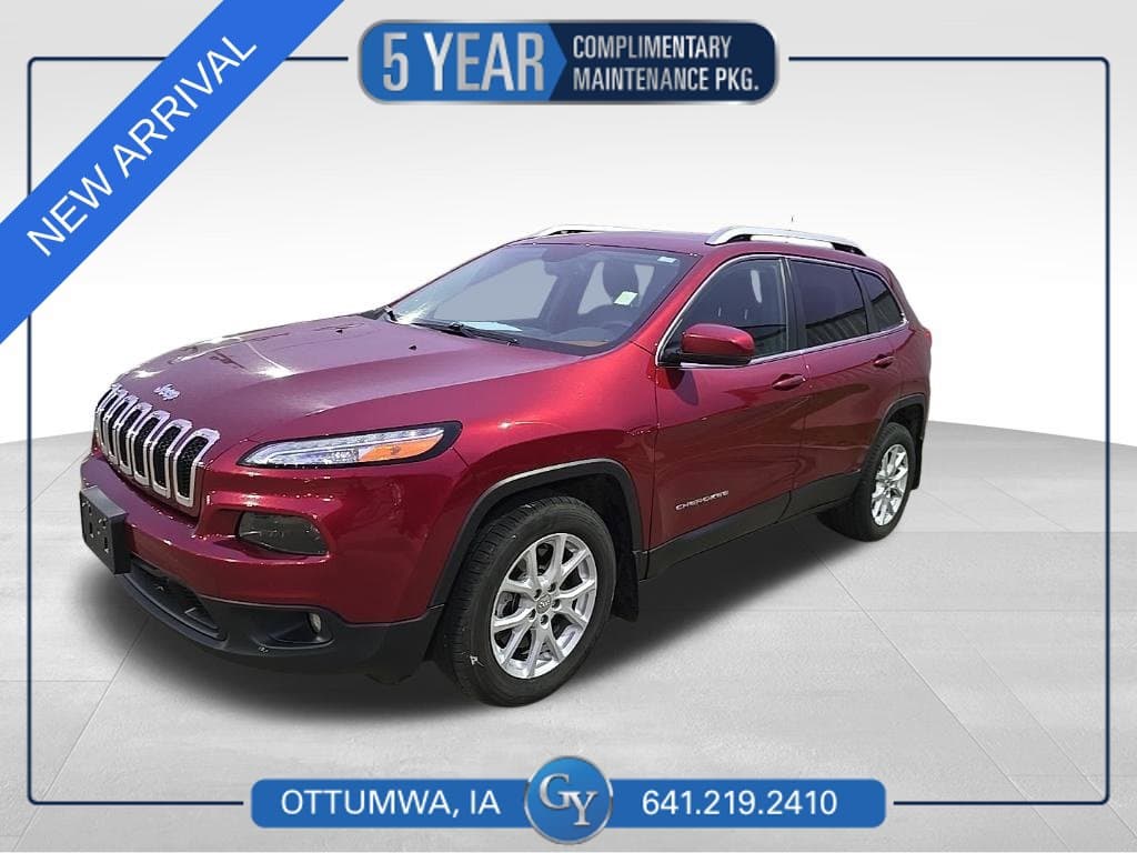 2016 Jeep Cherokee Latitude — photo 1 of 5