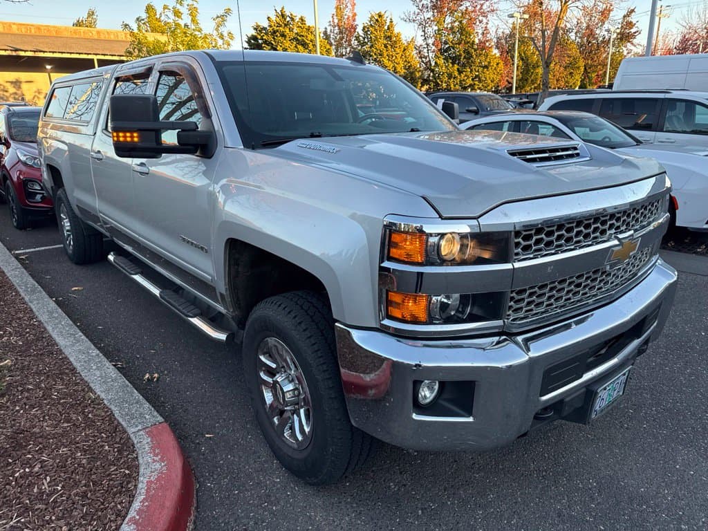 2019 Chevrolet Silverado 3500HD LT — photo 1 of 6