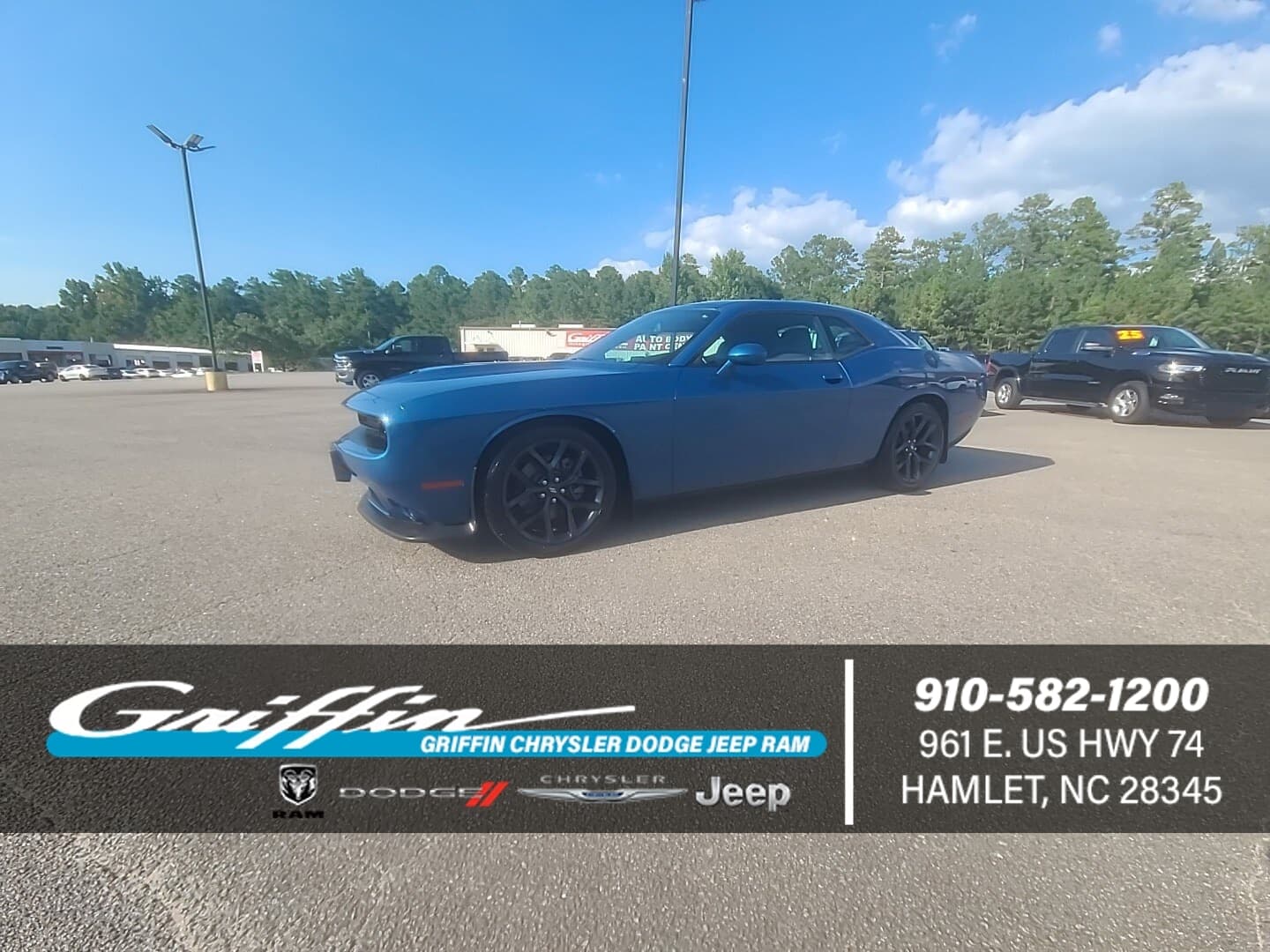 2021 Dodge Challenger GT — photo 1 of 33