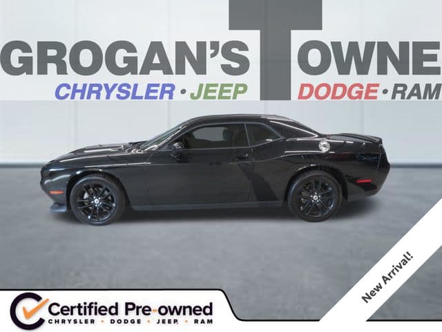 2021 Dodge Challenger GT — photo 1 of 25