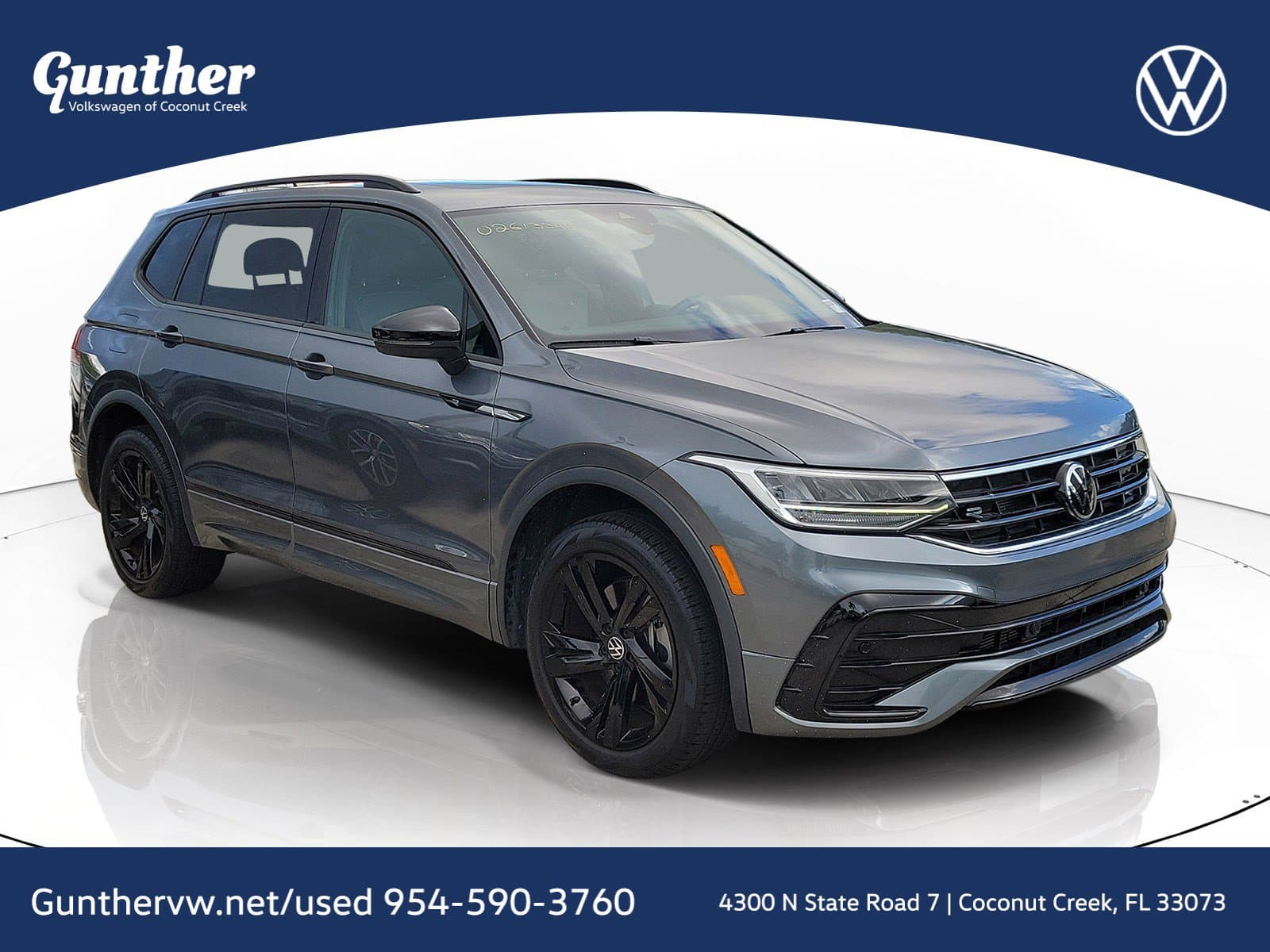 2023 Volkswagen Tiguan 2.0T SE R-Line Black — photo 1 of 27