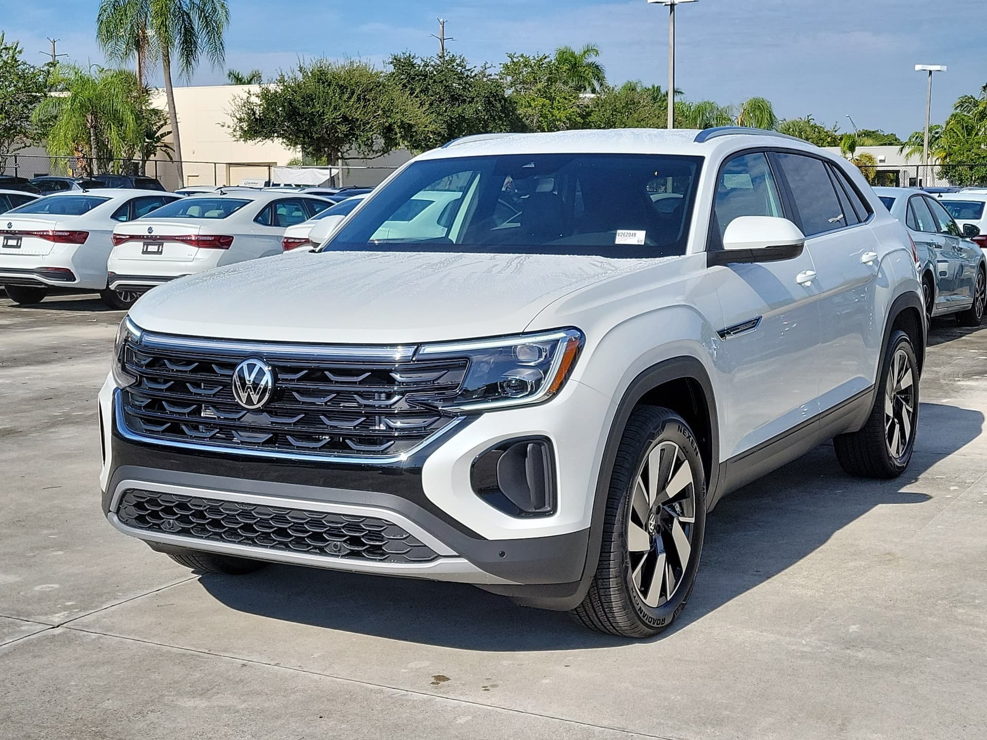 2026 Volkswagen Atlas Cross Sport SE w/Technology — photo 1 of 21