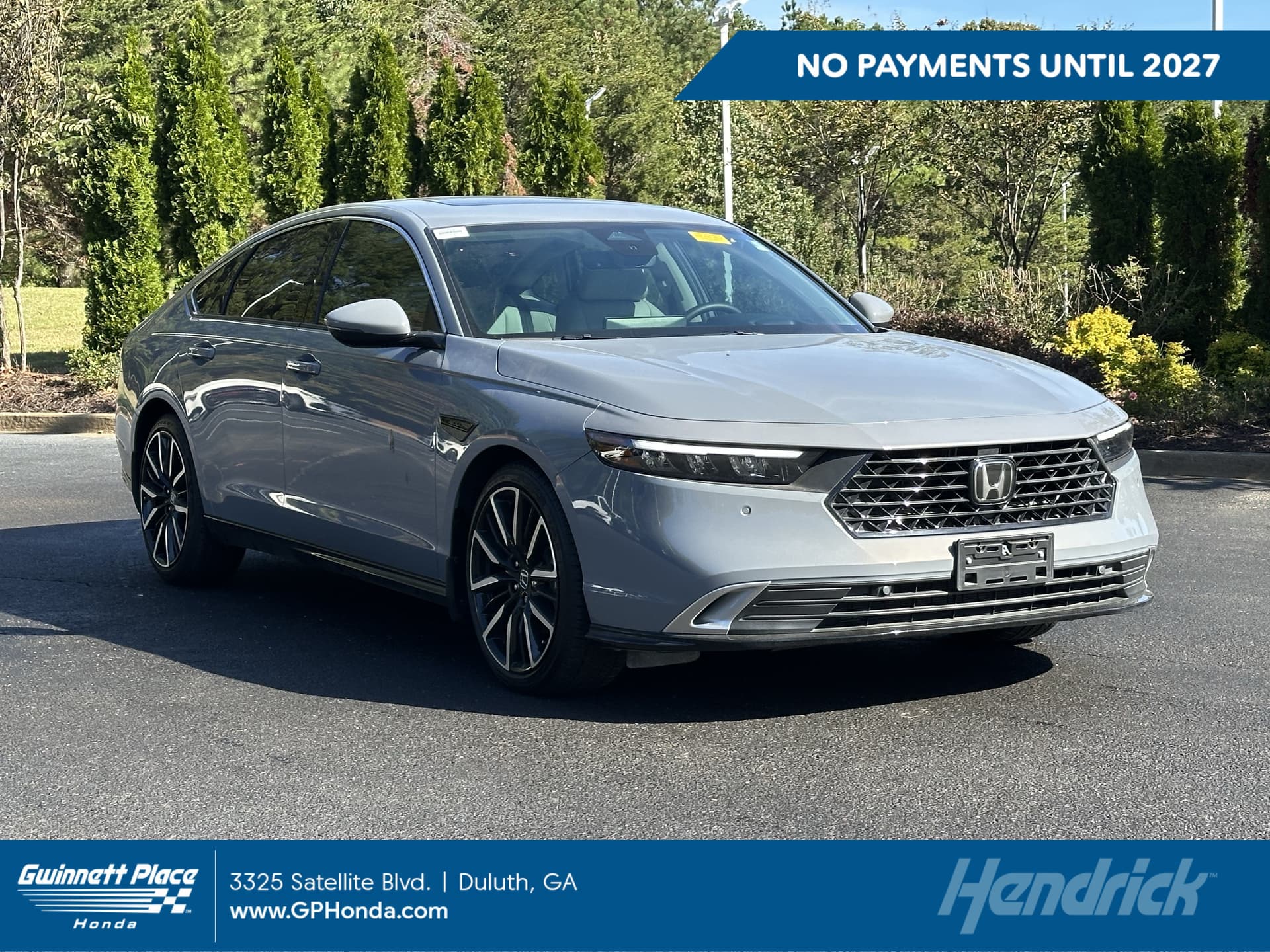 2025 Honda Accord Hybrid Touring — photo 1 of 14