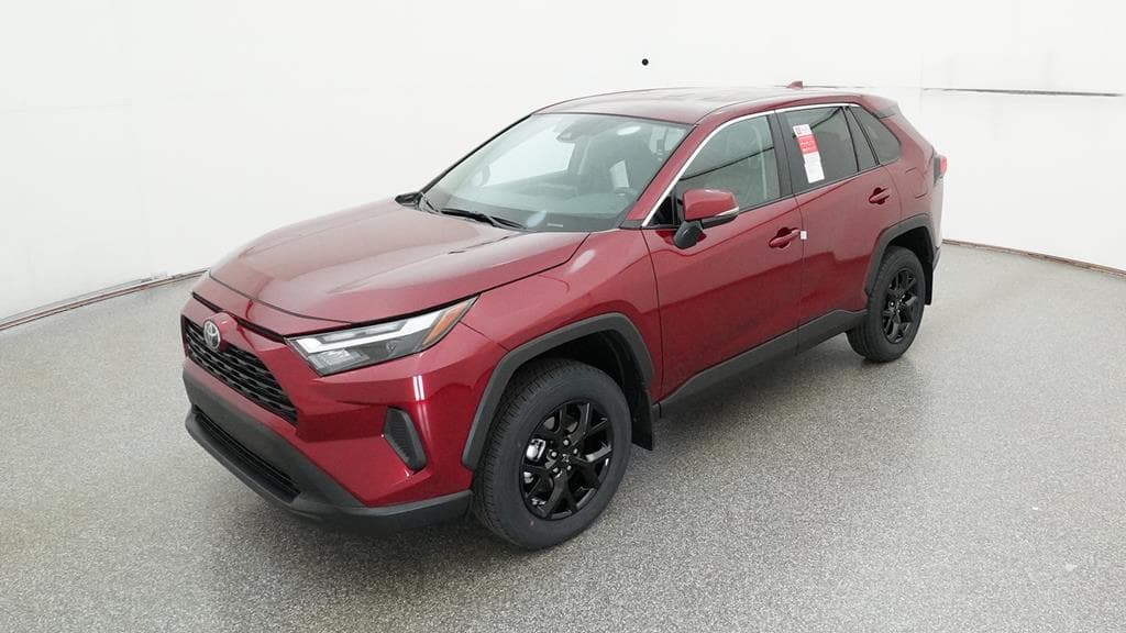 2025 Toyota RAV4 LE — photo 1 of 33
