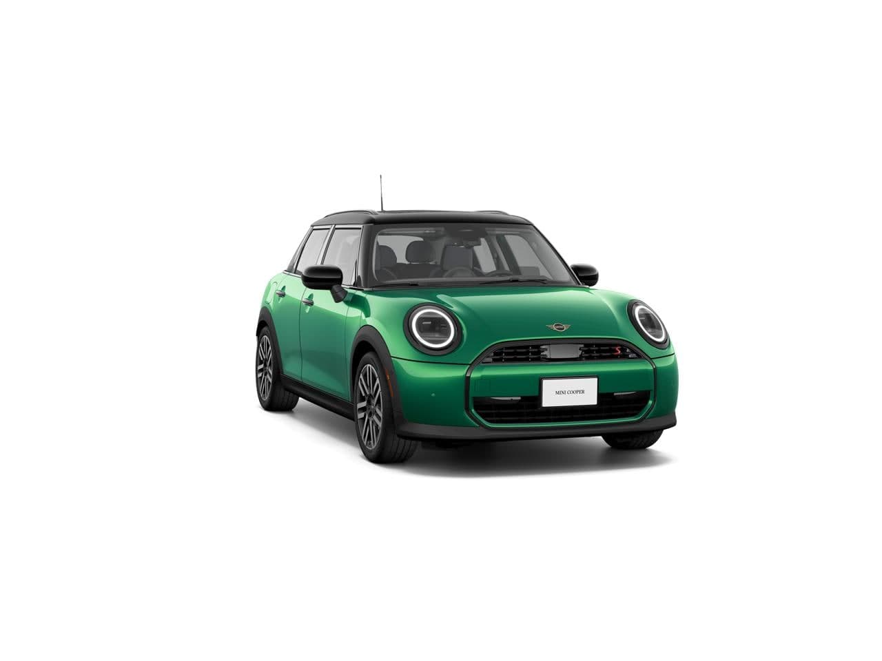 2026 Mini 4 Door Signature Plus — photo 1 of 8