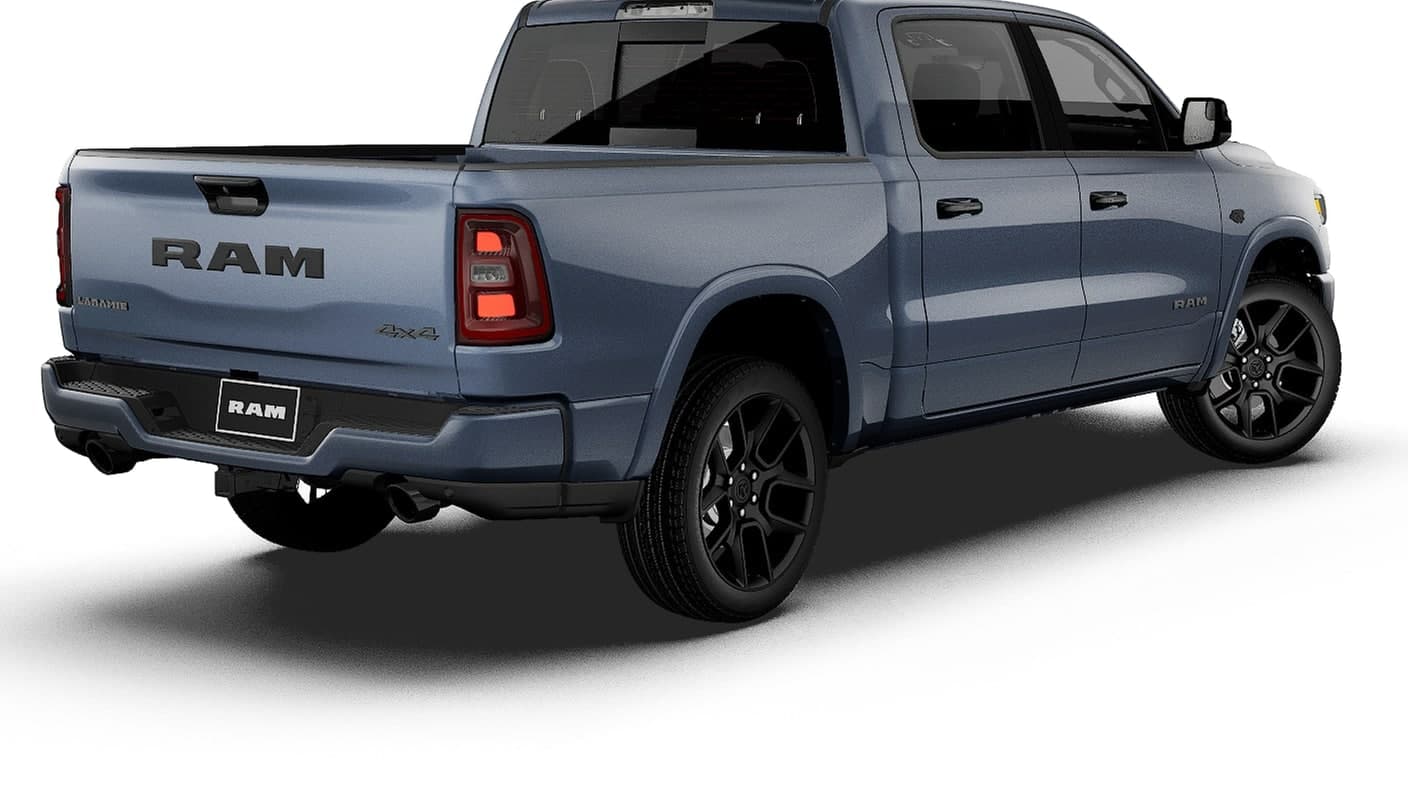 2027 RAM 1500 Laramie — photo 1 of 8