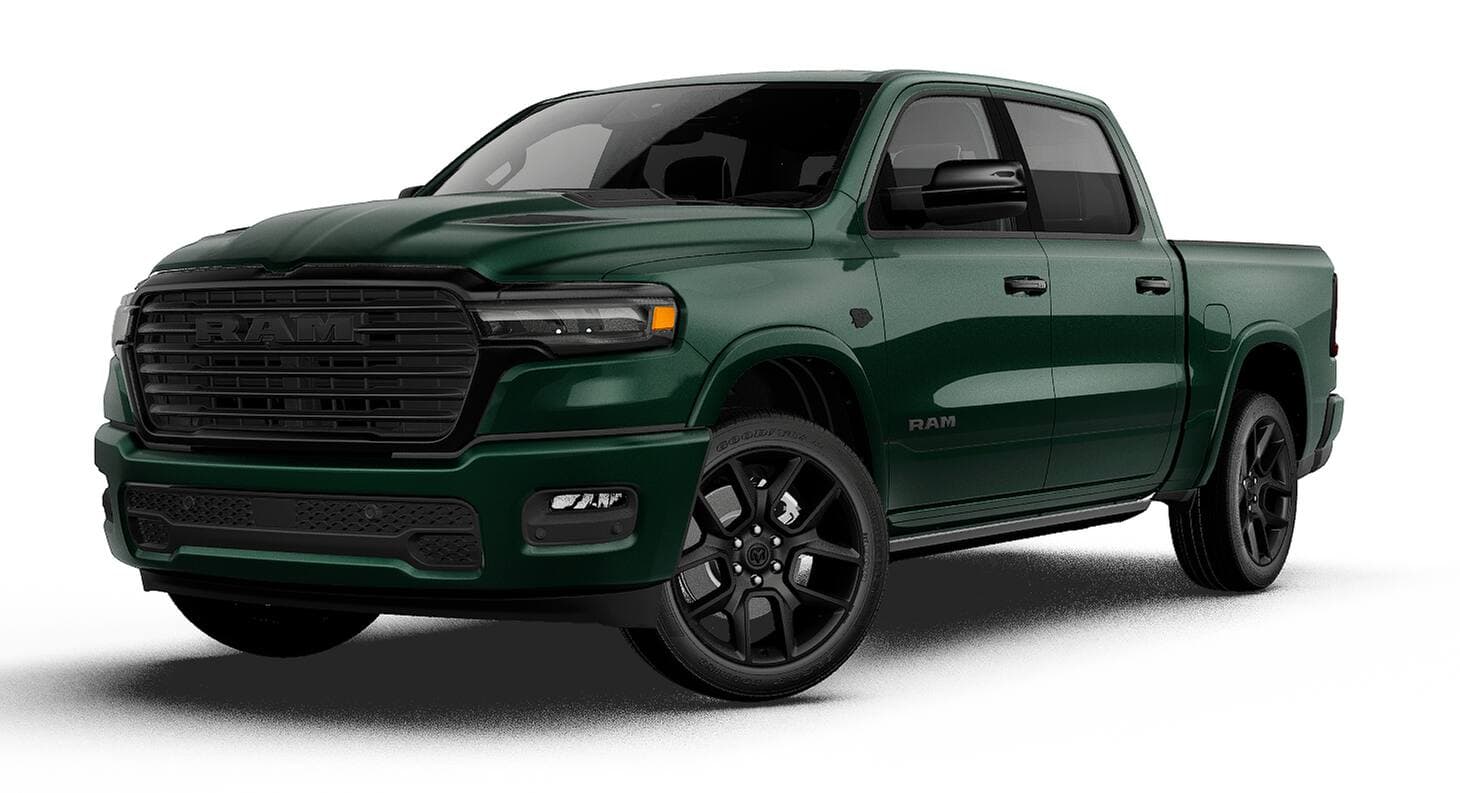 2027 RAM 1500 Laramie — photo 1 of 9