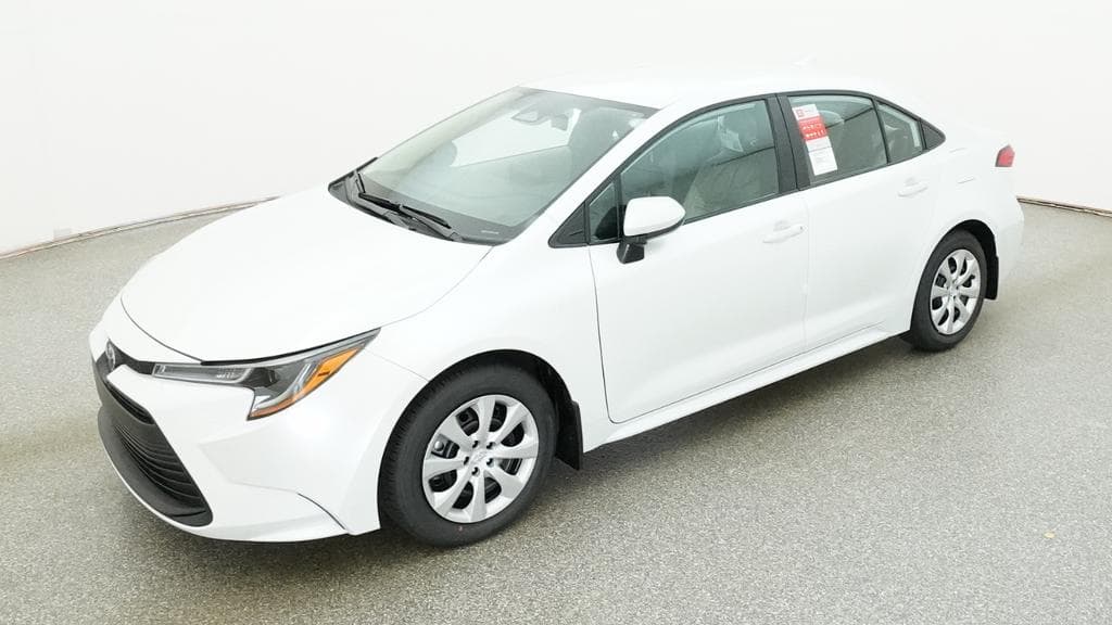 2026 Toyota Corolla LE — photo 1 of 33