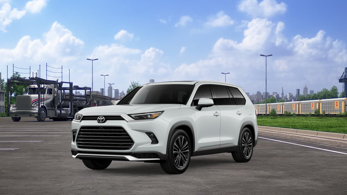 2026 Toyota Grand Highlander Hybrid MAX Platinum — photo 1 of 22