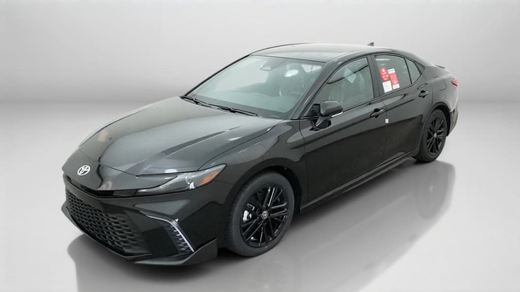 2027 Toyota Camry SE — photo 1 of 17