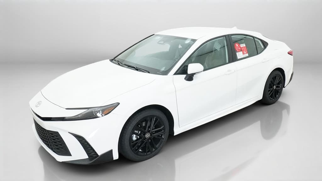 2027 Toyota Camry SE — photo 1 of 17