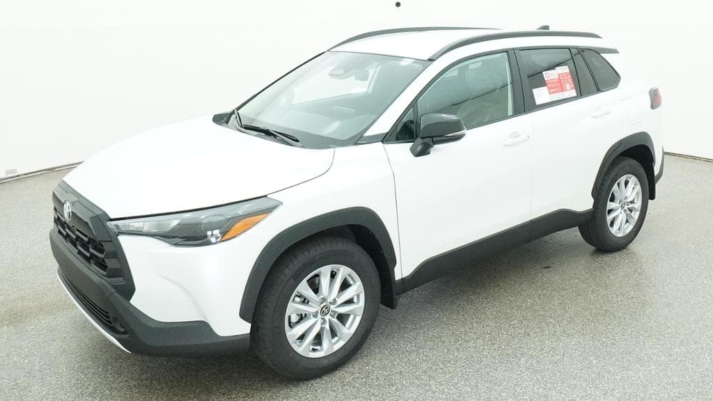 2026 Toyota Corolla Cross LE — photo 1 of 33