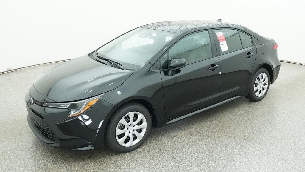 2026 Toyota Corolla LE — photo 1 of 33