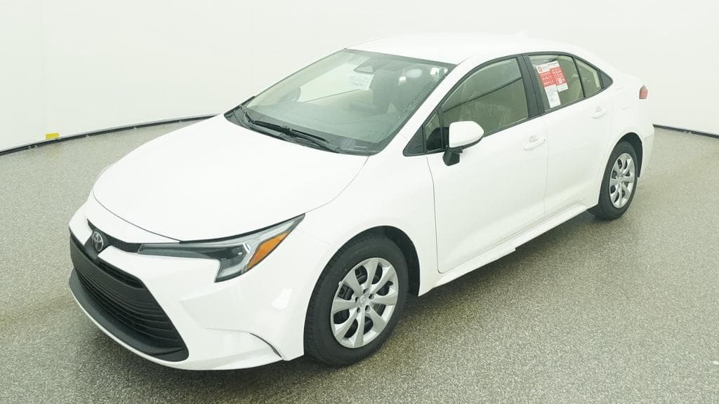 2026 Toyota Corolla Hybrid LE — photo 1 of 33