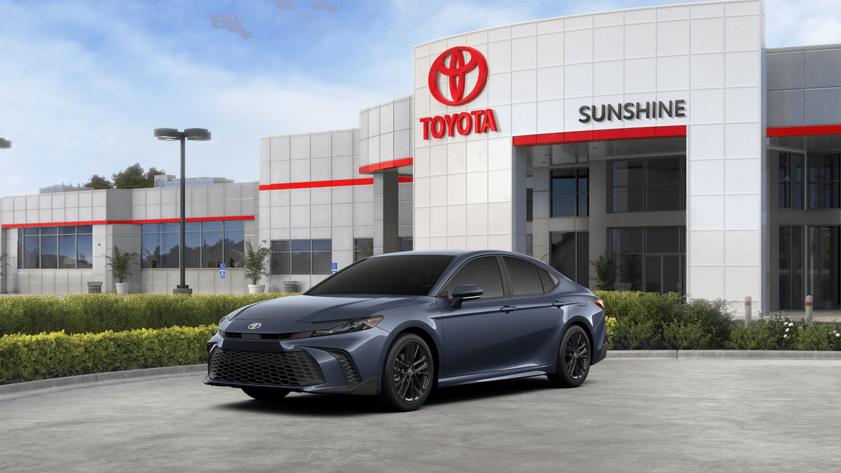 2027 Toyota Camry SE — photo 1 of 22