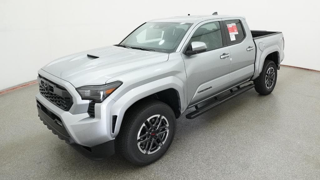 2026 Toyota Tacoma TRD Sport — photo 1 of 33
