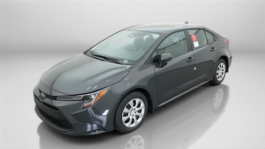 2027 Toyota Corolla LE — photo 1 of 17