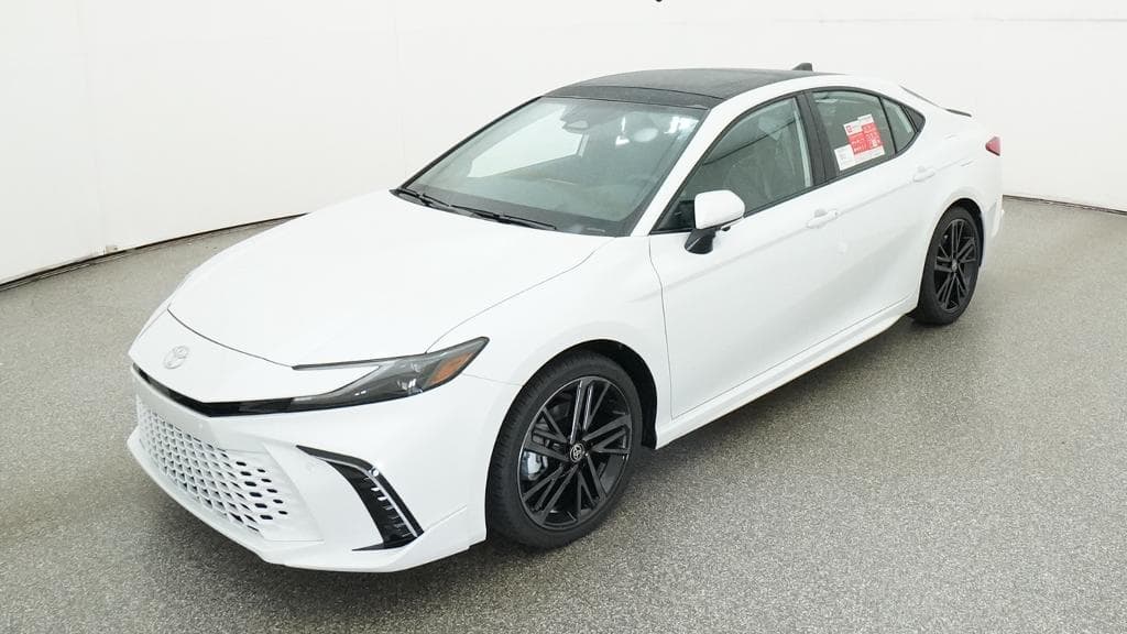 2026 Toyota Camry XSE — photo 1 of 33