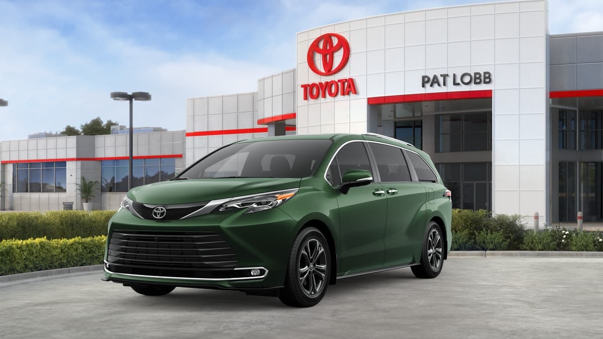 2026 Toyota Sienna Platinum — photo 1 of 22