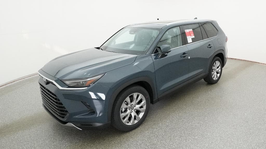 2026 Toyota Grand Highlander Base — photo 1 of 33