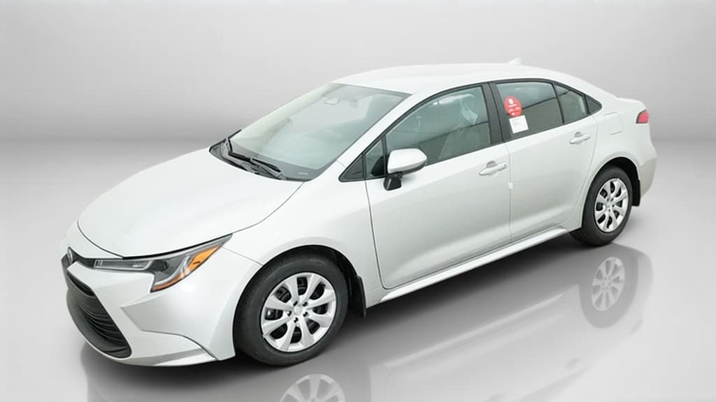 2027 Toyota Corolla LE — photo 1 of 17