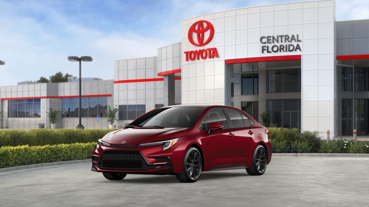 2026 Toyota Corolla SE — photo 1 of 22