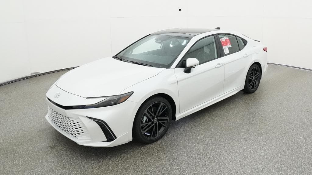 2026 Toyota Camry XSE — photo 1 of 33