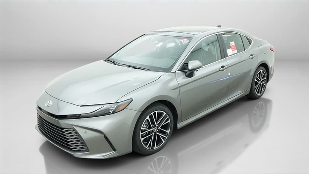 2026 Toyota Camry XLE — photo 1 of 17