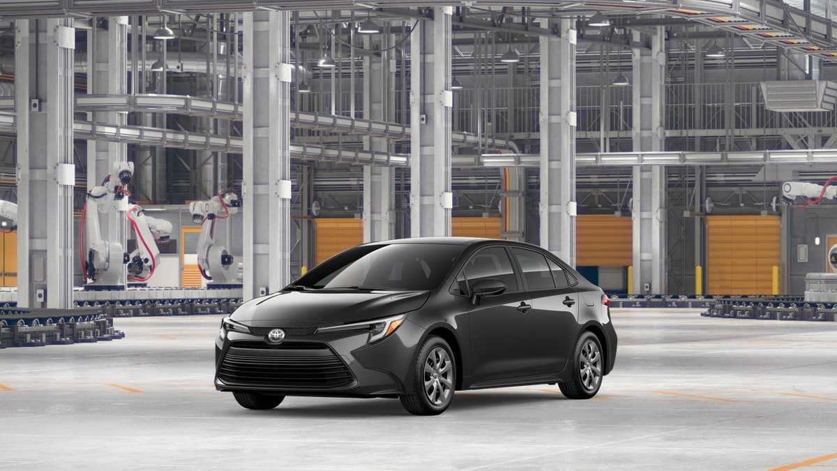 2027 Toyota Corolla Hybrid LE — photo 1 of 22