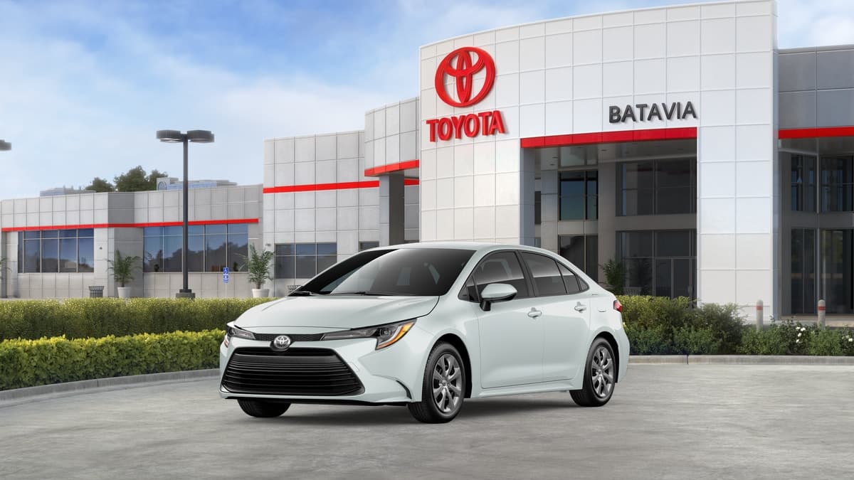 2026 Toyota Corolla LE — photo 1 of 22