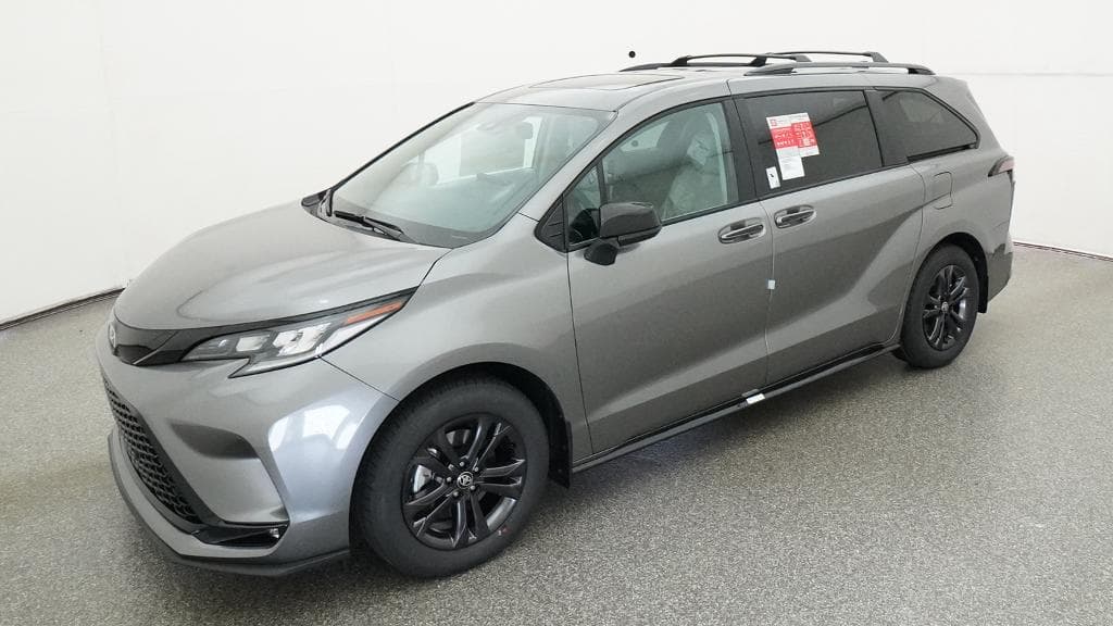 2026 Toyota Sienna XSE — photo 1 of 33