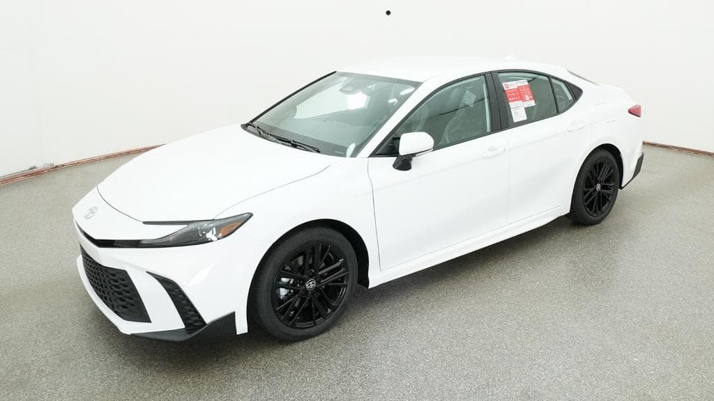2026 Toyota Camry SE — photo 1 of 33