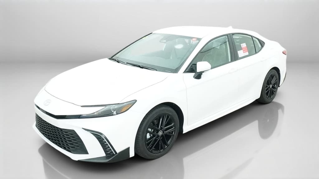 2026 Toyota Camry SE — photo 1 of 17