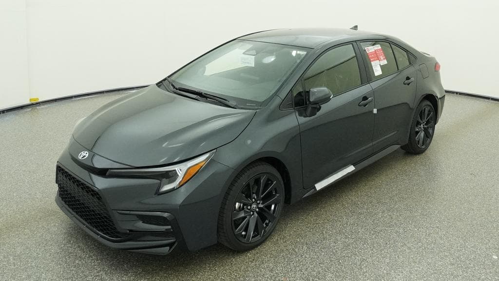 2026 Toyota Corolla Hybrid SE — photo 1 of 33