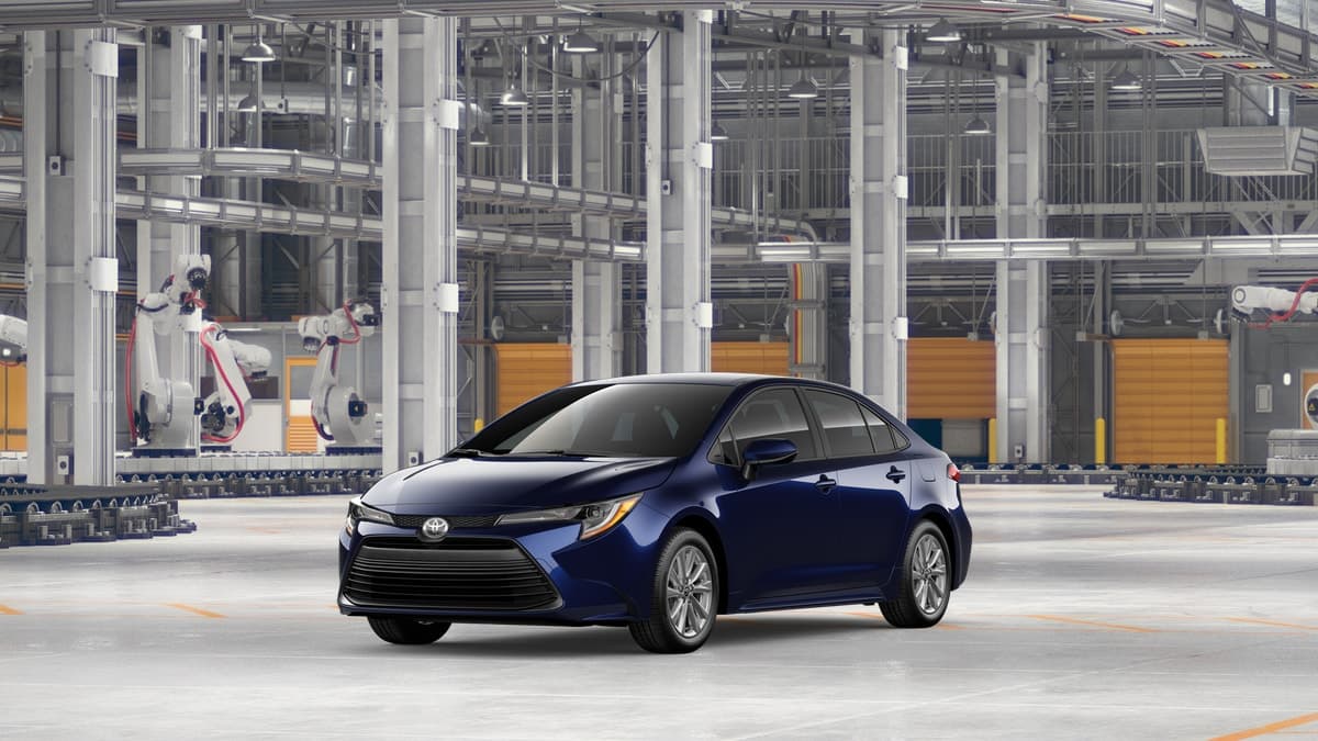 2026 Toyota Corolla LE — photo 1 of 22
