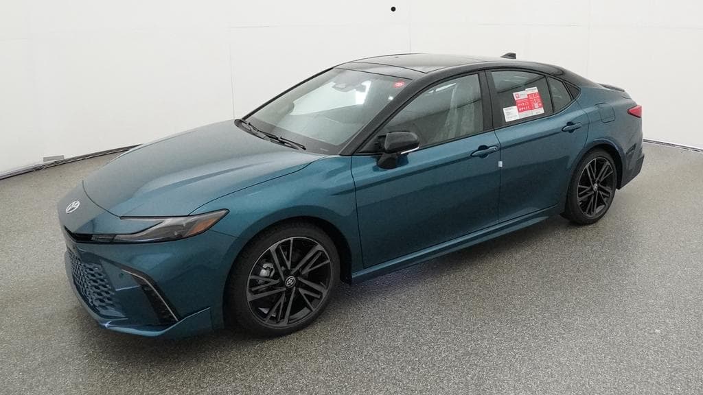 2026 Toyota Camry XSE — photo 1 of 33