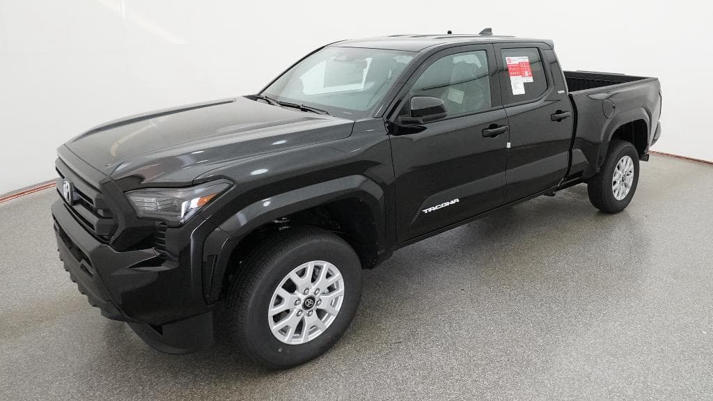 2026 Toyota Tacoma SR5 — photo 1 of 33
