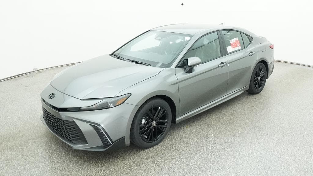 2026 Toyota Camry SE — photo 1 of 33