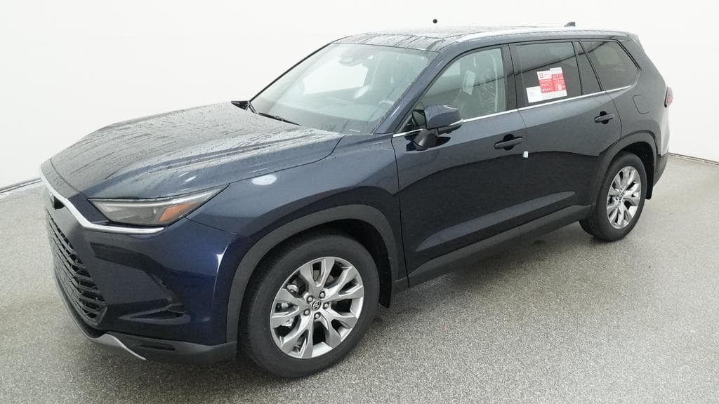 2026 Toyota Grand Highlander Limited — photo 1 of 33