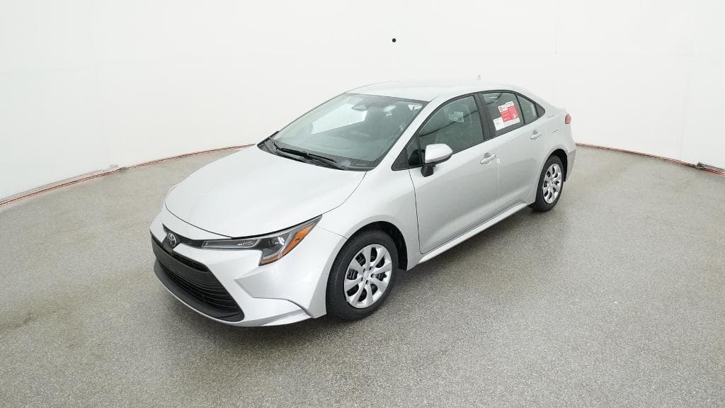 2026 Toyota Corolla LE — photo 1 of 33